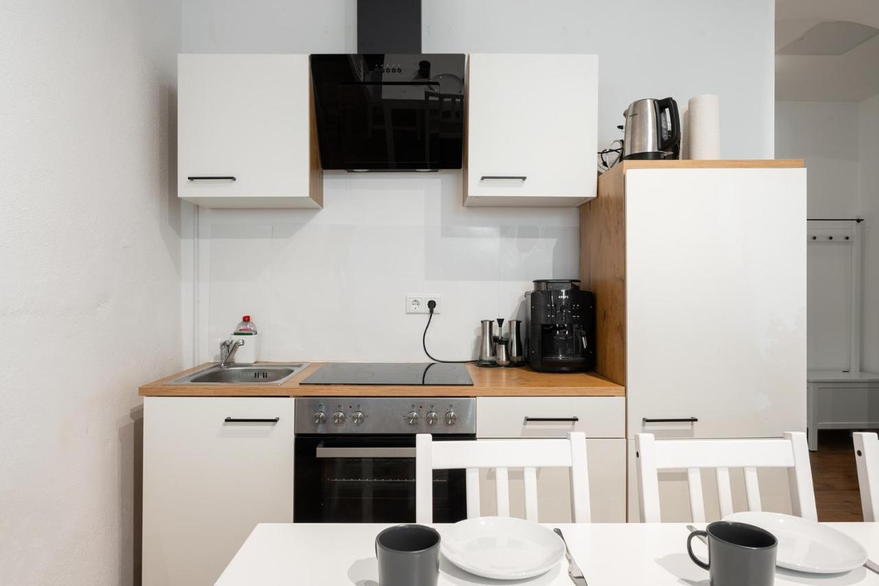 Munich City - Apartment 2 Bedroom With Great Kitchen ภายนอก รูปภาพ
